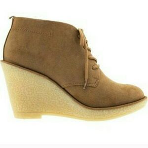 Old Navy Wedge Heel Desert Boots